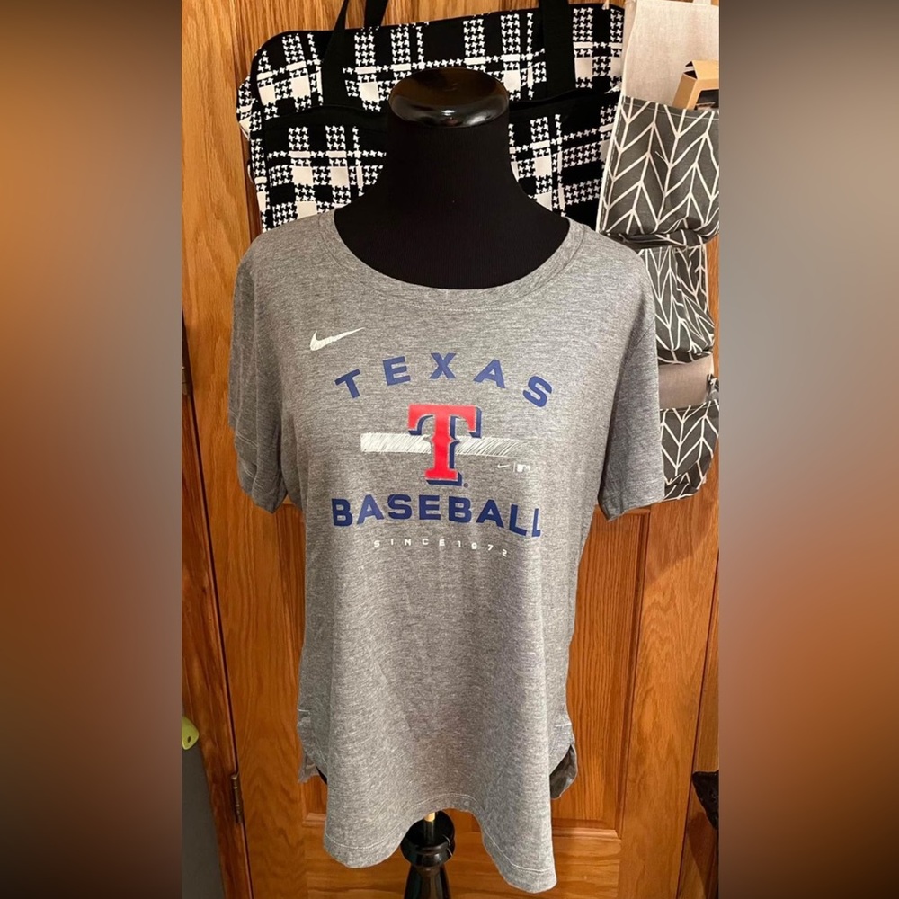 Nike MLB Texas Baseball Women’s Large
